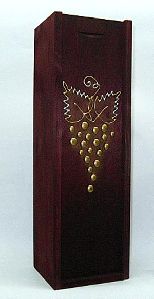 Padlizsán színű, új fából készült szimpla borosüveg tartó doboz, szőlőfürt mintával - nagyszemű bogyós